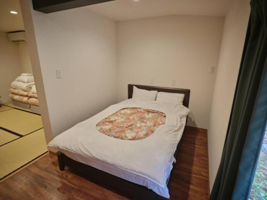 Way Shirakawago - Private, Free Parking And Newly Opened 2022 Way Shirakawago Apartment ภายนอก รูปภาพ