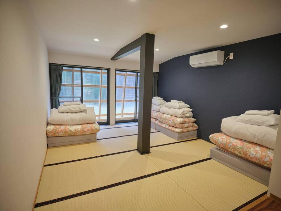 Way Shirakawago - Private, Free Parking And Newly Opened 2022 Way Shirakawago Apartment ภายนอก รูปภาพ