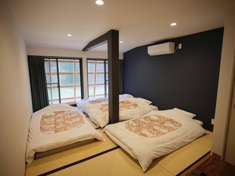 Way Shirakawago - Private, Free Parking And Newly Opened 2022 Way Shirakawago Apartment ภายนอก รูปภาพ