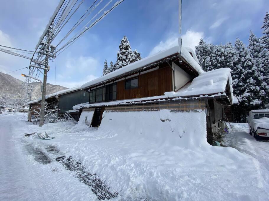 Way Shirakawago - Private, Free Parking And Newly Opened 2022 Way Shirakawago Apartment ภายนอก รูปภาพ